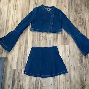 Kourtney Kardashian Inspired Outfit 🍒